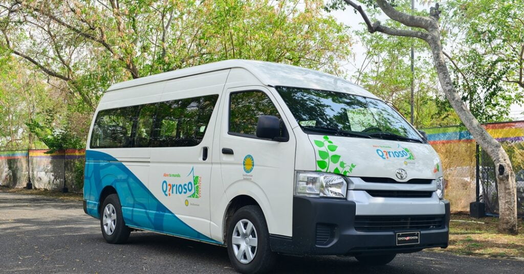 Smithsonian Informa: El Busito De La Ciencia Vuelve A Rodar Por Panamá Smithsonian