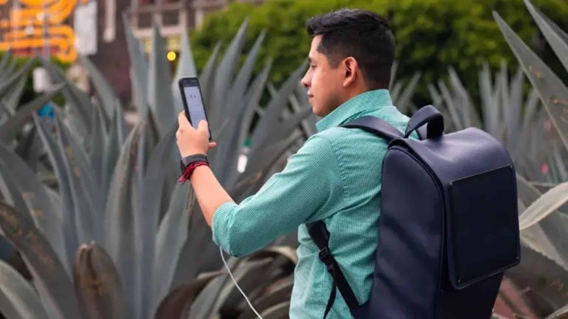 mochila solar