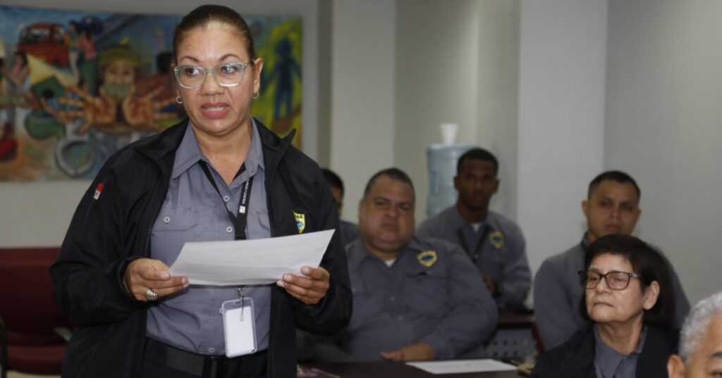 Servicio nacional de migración capacitada