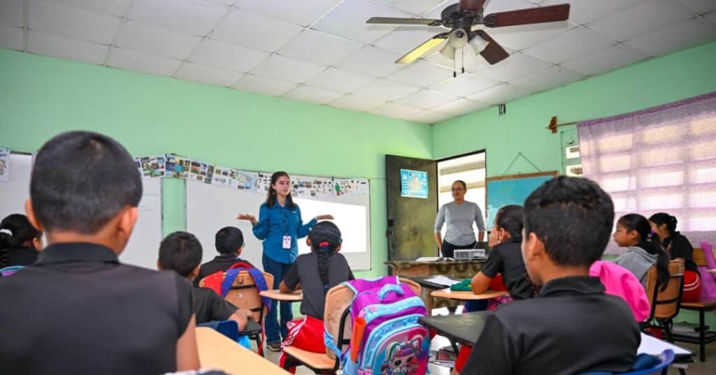 Escuela El Satro