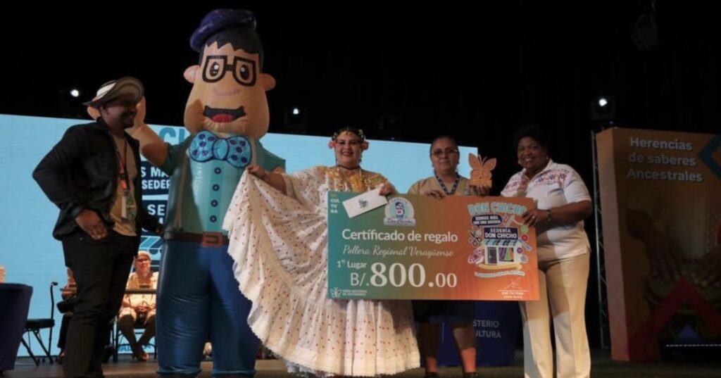 Ganadores de Feria Nacional de Artesanias 10