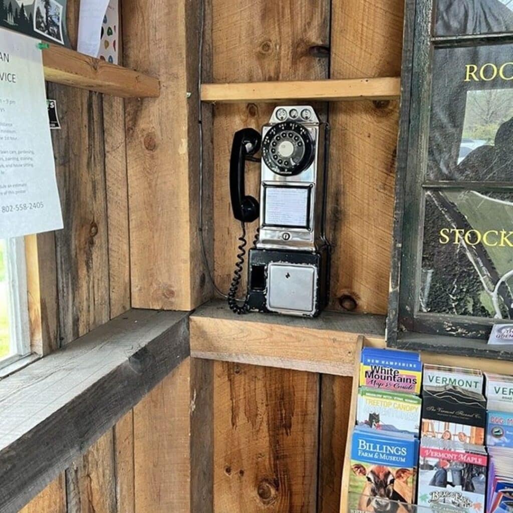 teléfono público gratis