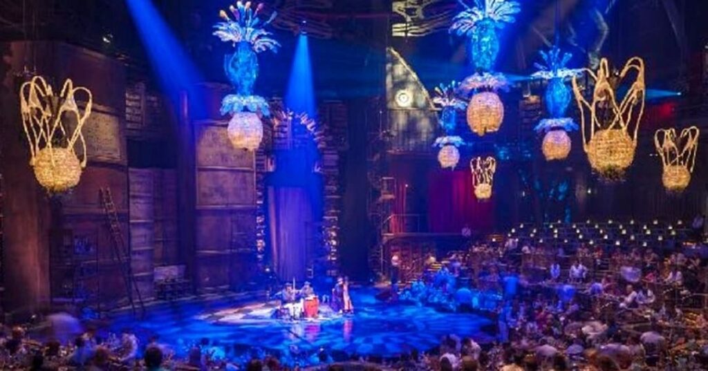 JOYA Cirque du Soleil 1