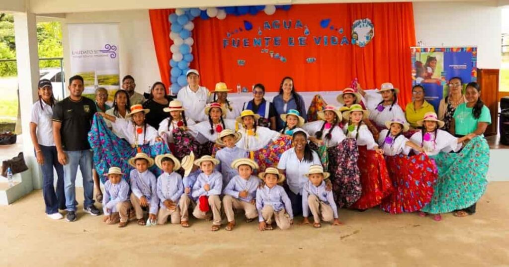 United Way Panama 11 min