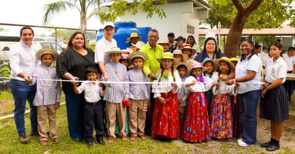 United Way Panama 2 min