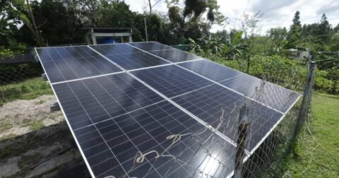 Proyectos de electrificación rural en Panamá - AES Panamá