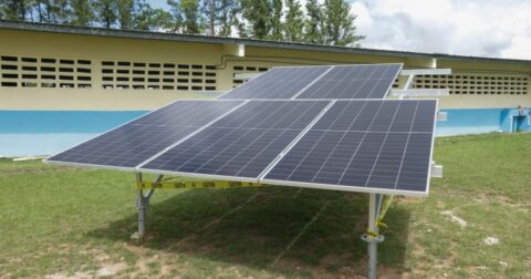 Proyectos de electrificación rural en Panamá - AES Panamá