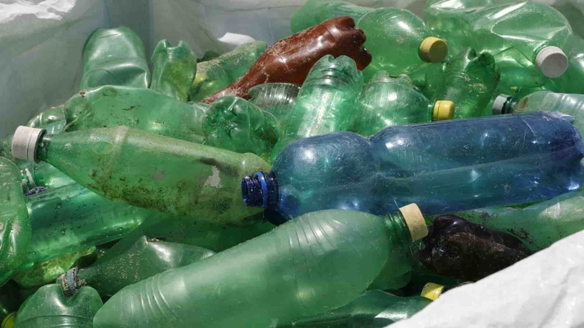 plásticos y foam en las áreas protegidas