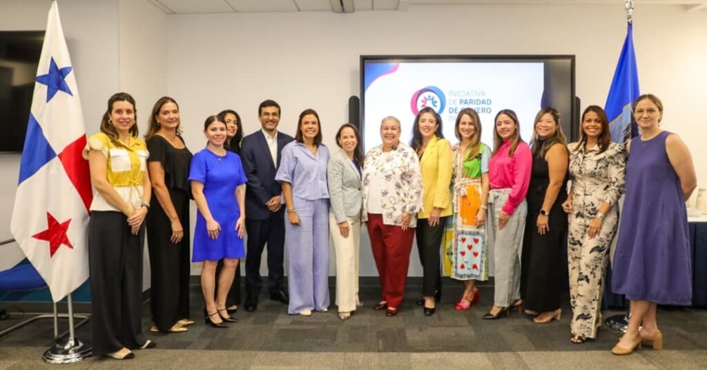 Iniciativa de Paridad de Género