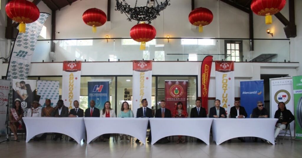 Comunidad china invita a recibir con los brazos abiertos el Año del Caballo de Fuego 1 Festival de la primavera