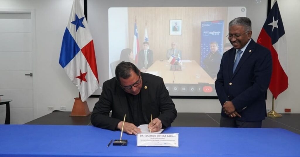 Panamá se une a LatamGPT