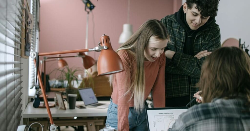 Por qué invertir en STEM para niñas también es una decisión estratégica para las empresas 2 STEM para niñas