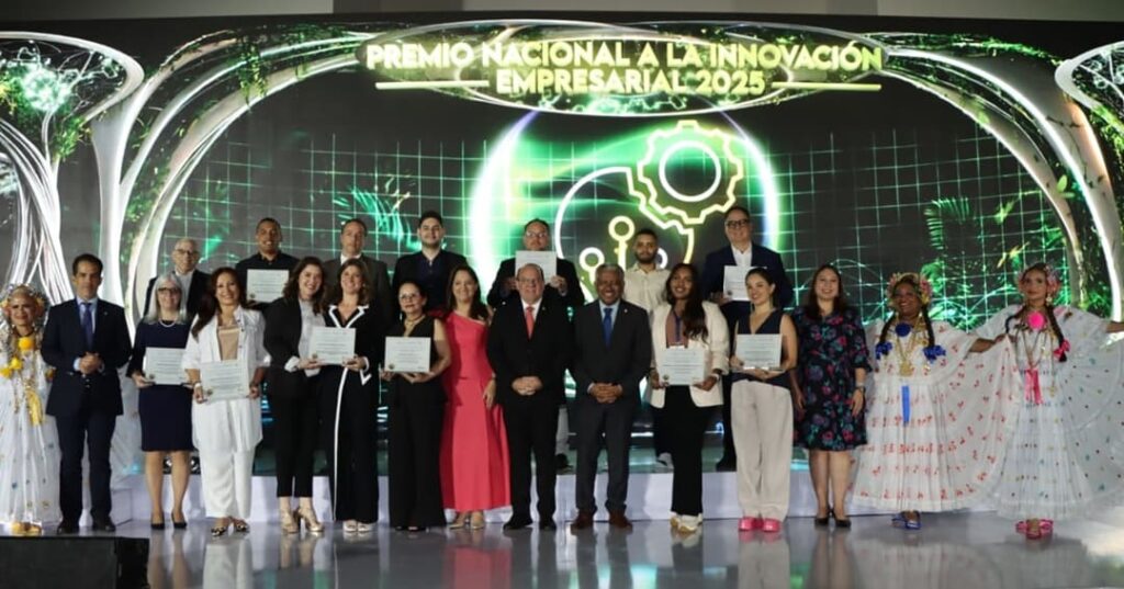 Premio Innovación Empresarial Panamá 2025: Los grandes ganadores 1 Premio Nacional a la Innovación Empresarial Panamá