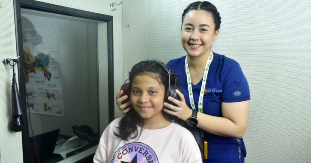 cuidado auditivo para niños en Panamá
