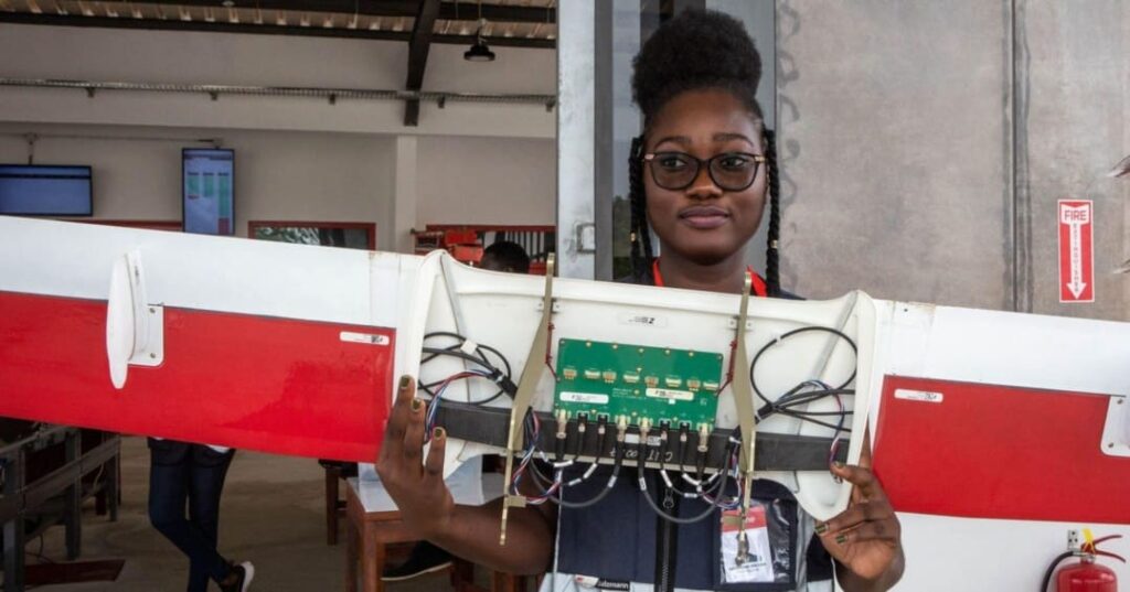 drones de entrega de medicamentos en zonas rurales de Ghana