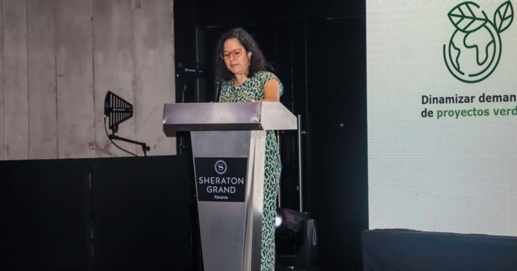 Inside CAF Panamá: Mujeres que mueven la economía 6 mujeres en la economía de América Latina