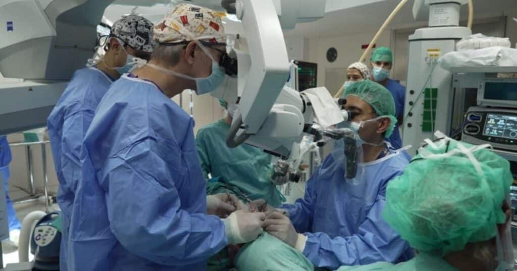 primer trasplante de cara con donante de eutanasia