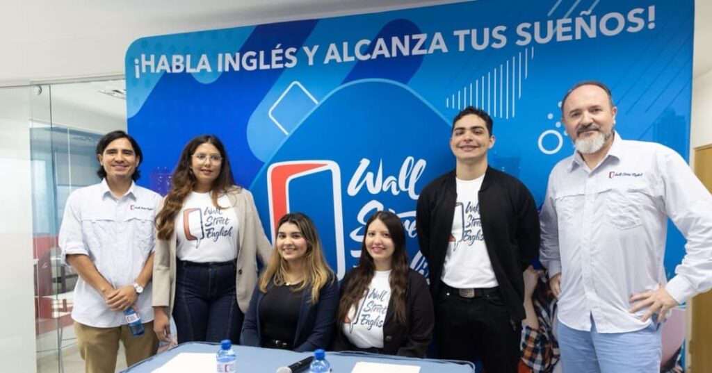 alianza entre Wall Street English y Panamá en Positivo