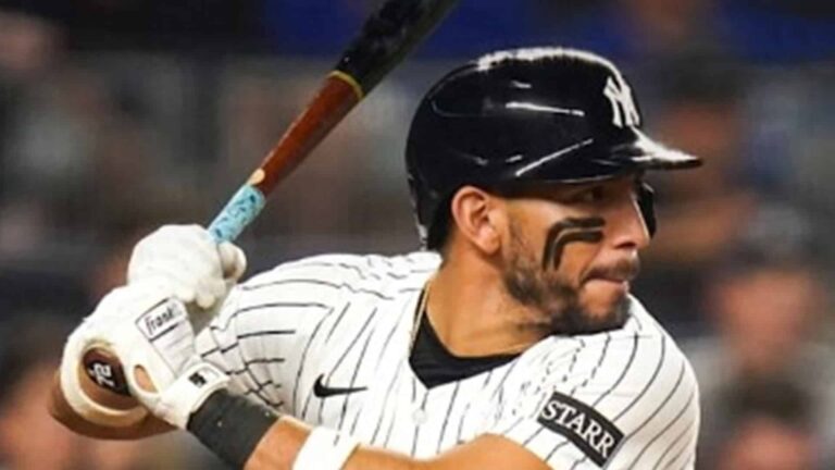 casco de José Caballero en el Salón de la Fama del Béisbol