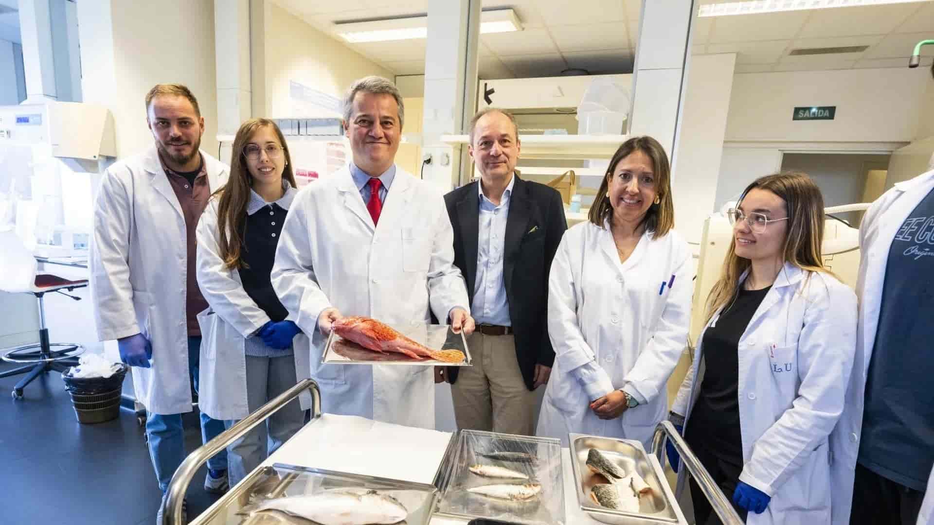 córnea artificial a base de escamas de peces