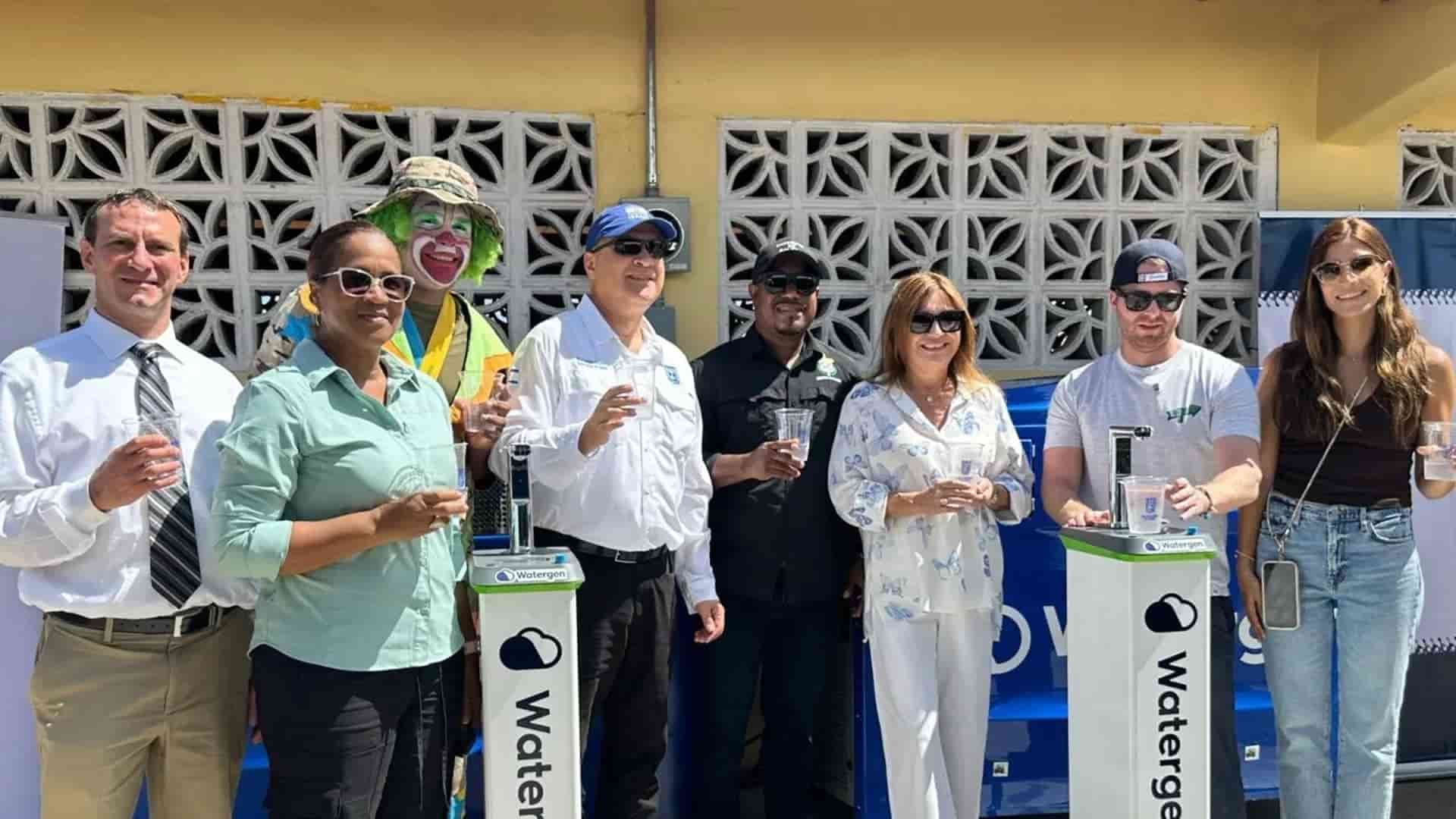 generador atmosférico de agua potable en isla Pedro González