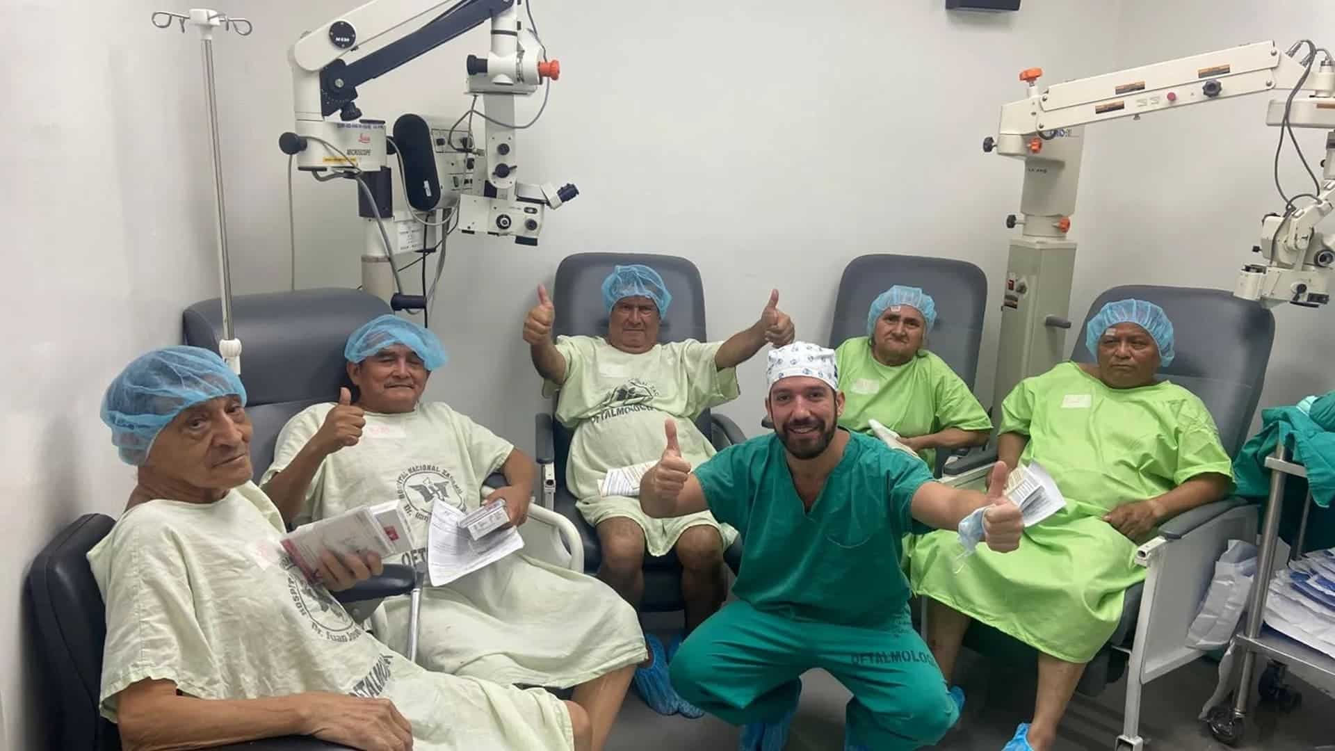 oftalmólogos españoles devuelven la vista a pacientes