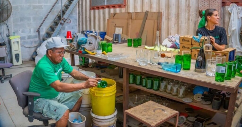 planta de procesamiento de plásticos para economía circular