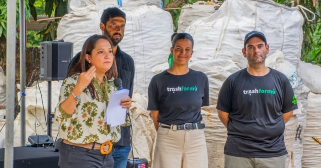 planta de procesamiento de plásticos para economía circular