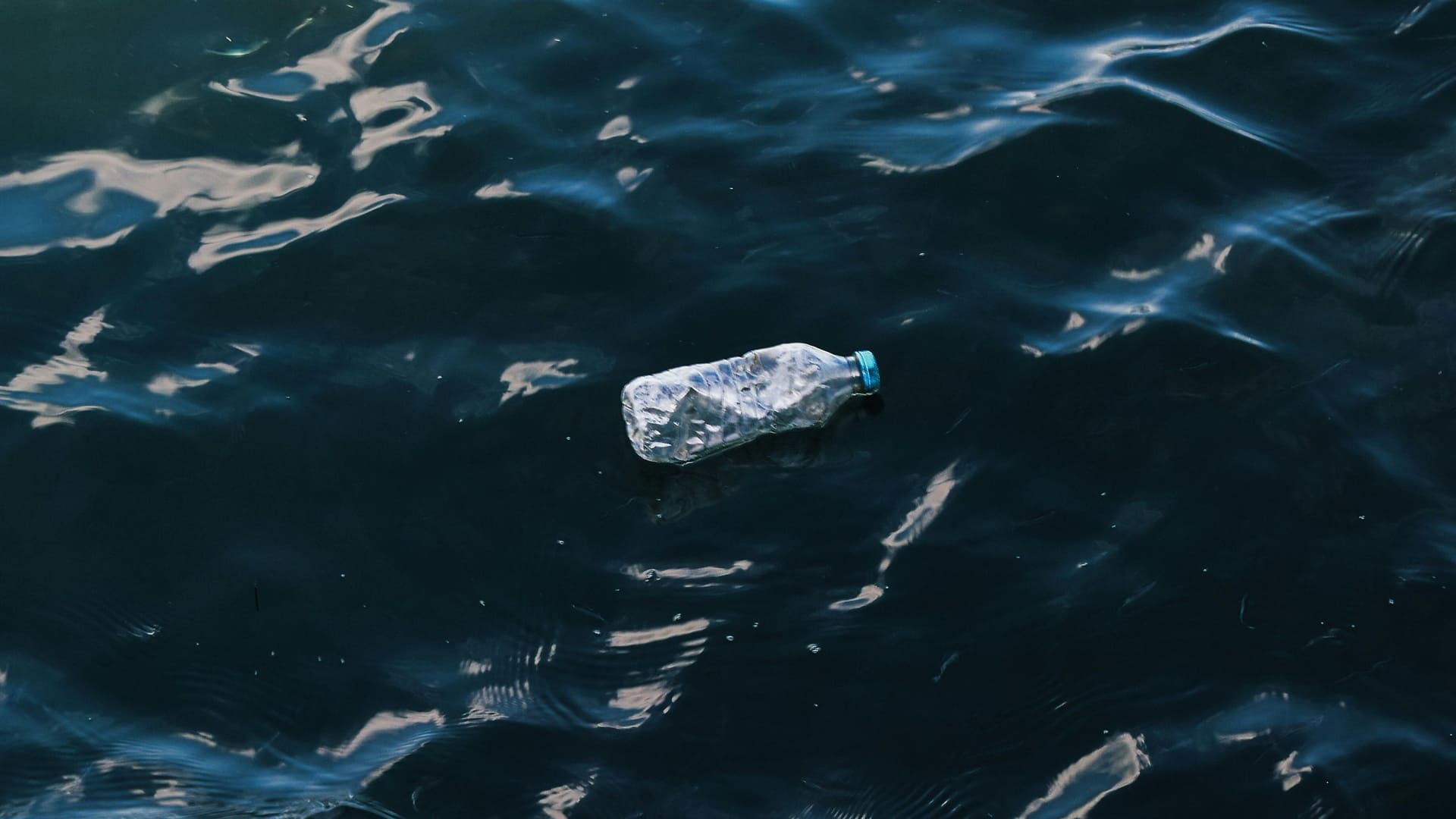 reciclar plásticos poliolefínicos en combustibles líquidos