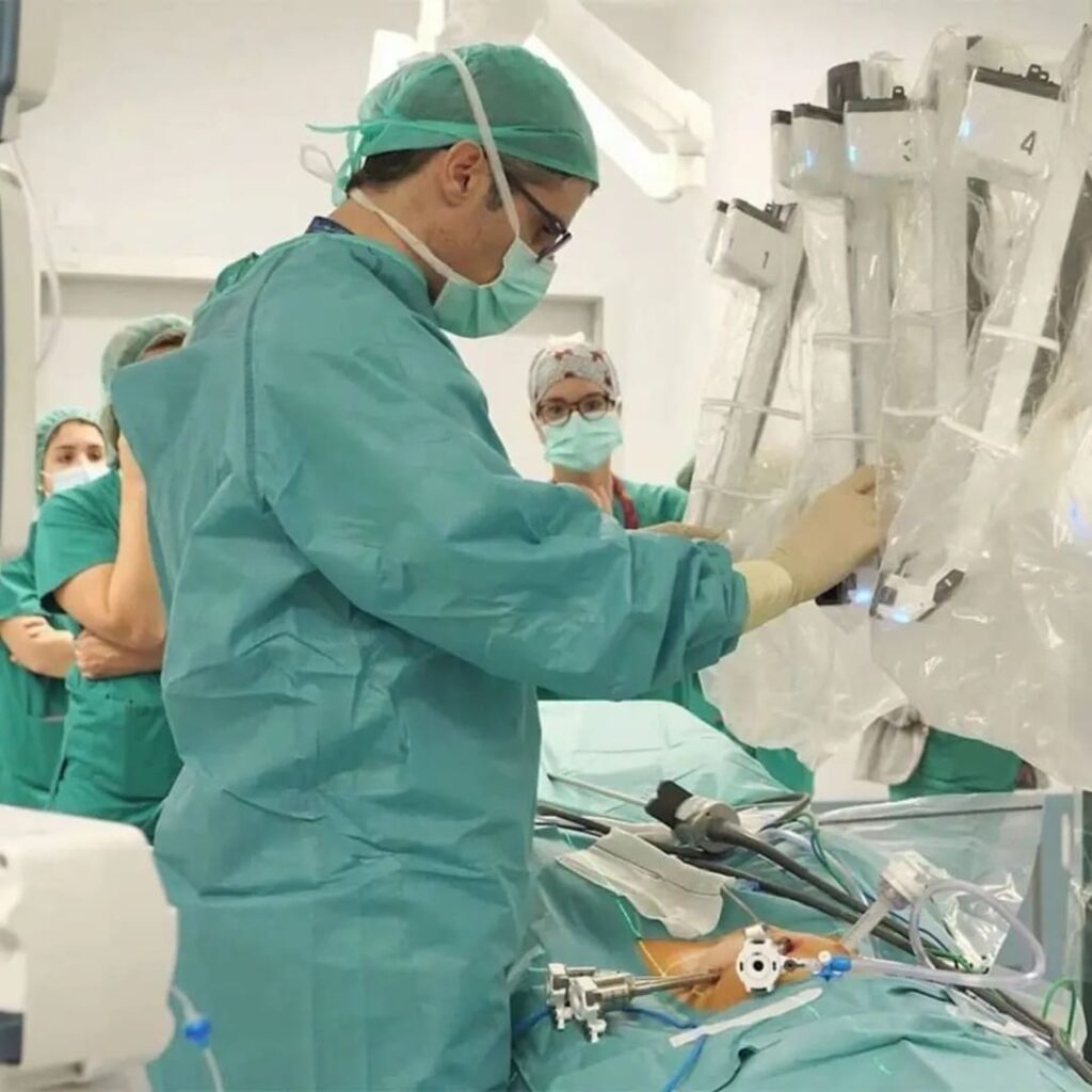 reconstrucción de vejiga en niños con extrofia vesical