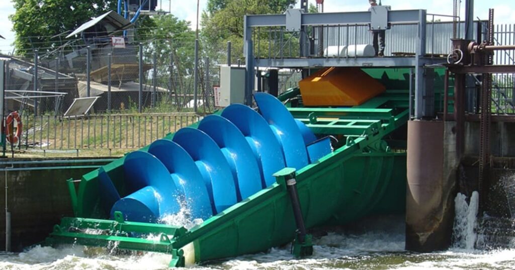 turbina de Arquímedes para generación eléctrica