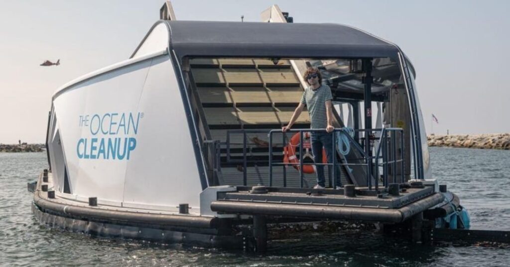 Así es la colosal labor de recolección de The Ocean Cleanup en las aguas del mundo 11 Plásticos de la Gran Mancha