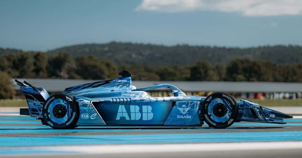 primer auto de carreras cero residuos