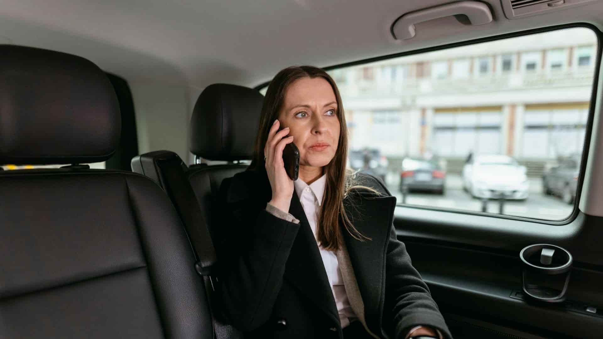 red de robotaxis Uber y Nvidia para 2027