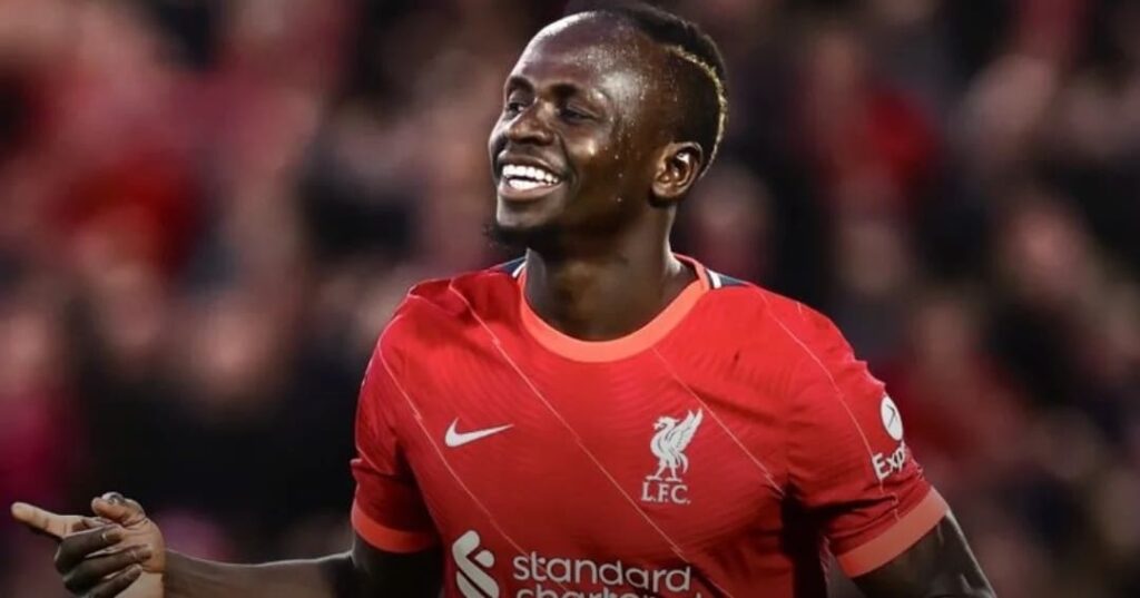 Sadio Mané transforma su pueblo natal Bambali