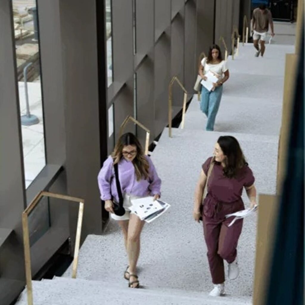 escuela de medicina Alice Walton