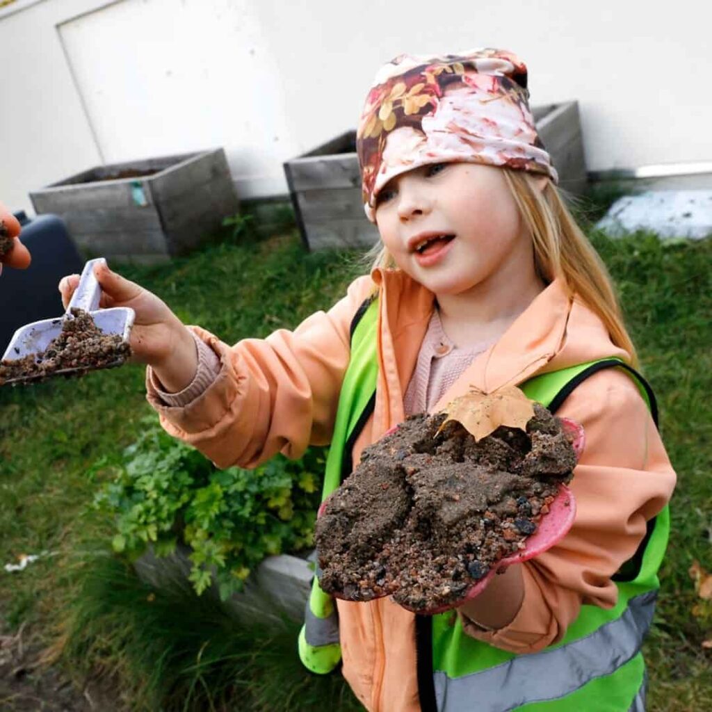 la naturaleza en guarderías mejora la salud infantil