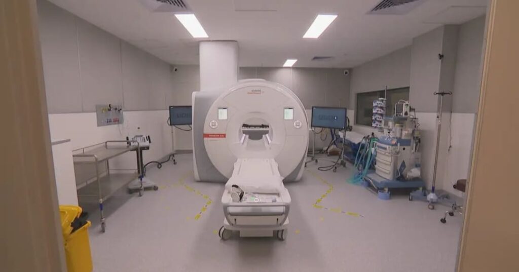 máquina MRI que congela tumores sin cirugía invasiva