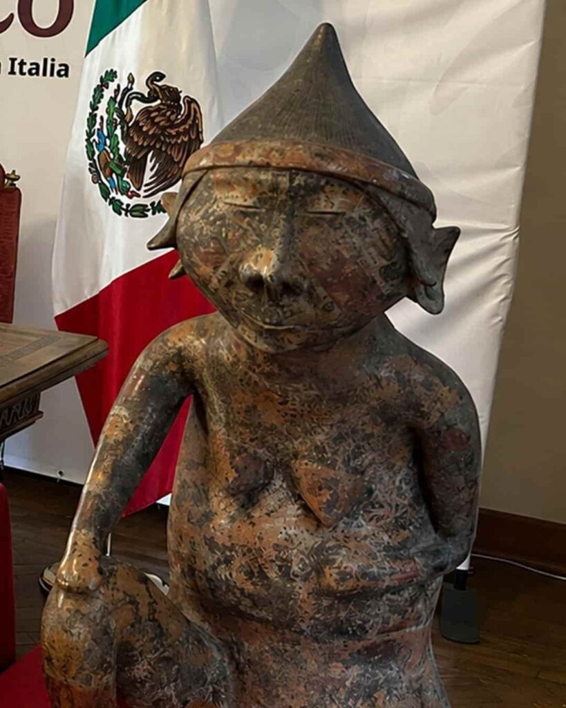 Italia devuelve piezas arqueológicas precolombinas