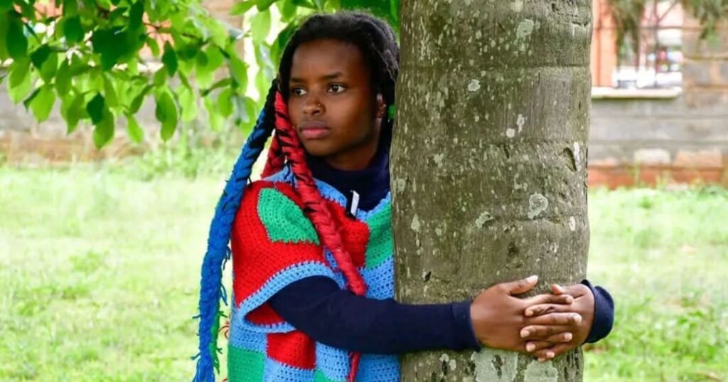 Otro Guinness ambiental: la Keniana que envió un mensaje de 72 horas al mundo 1 activista keniana rompe récord Guinness
