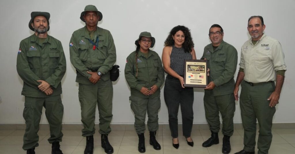 funcionarios de áreas protegidas de Panamá