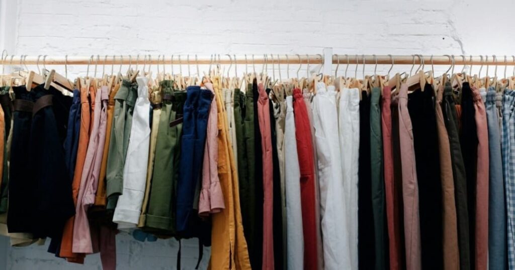 prohibición de destruir ropa no vendida