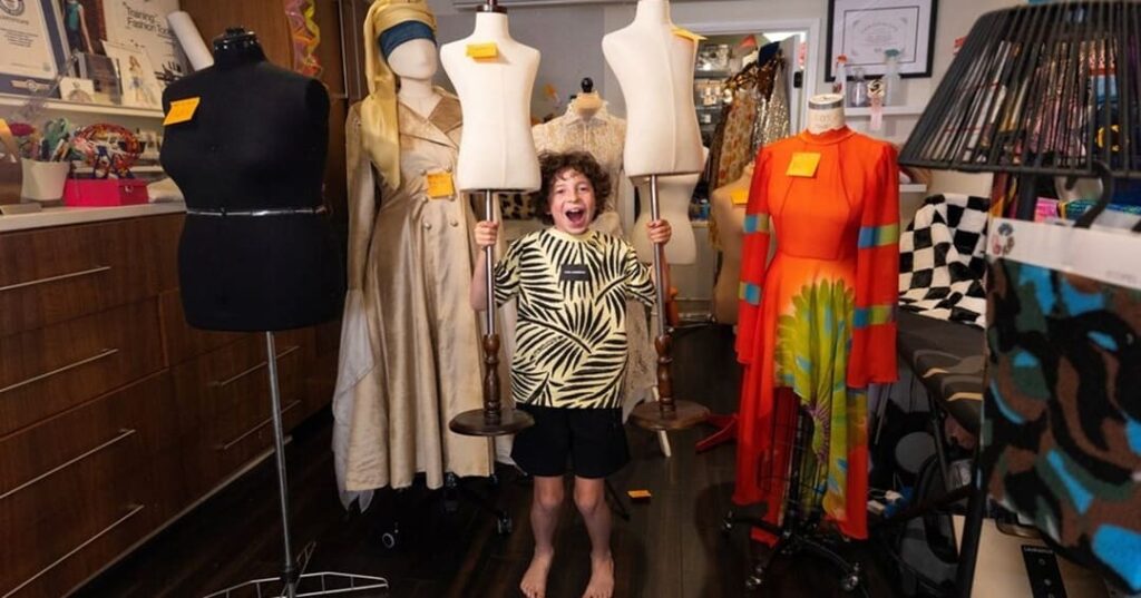 Max Alexander: El Niño que diseña el futuro de la moda sostenible 1 Max Alexander