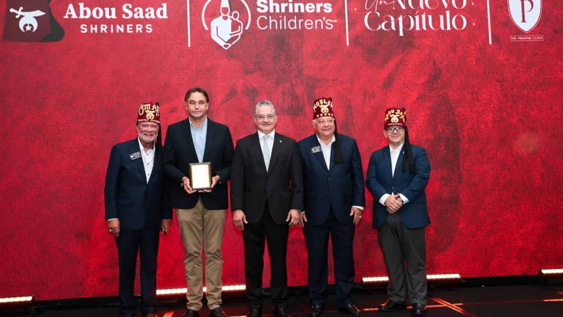 Shriners Children's y The Panama Clinic