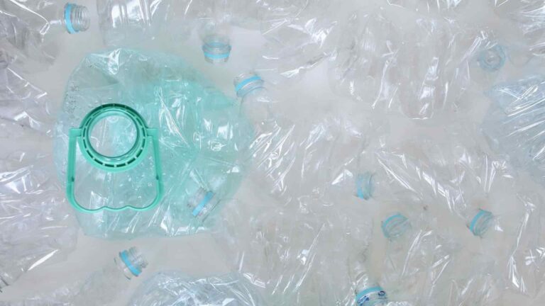 convertir plásticos mezclados en hidrógeno limpio sin CO2