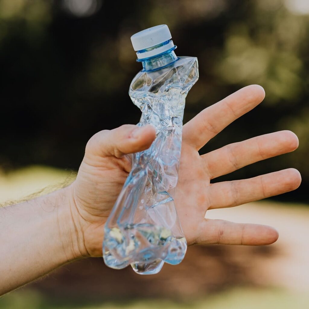 convertir plásticos mezclados en hidrógeno limpio sin CO2