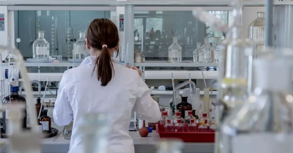 vacuna personalizada de ARNm contra el melanoma