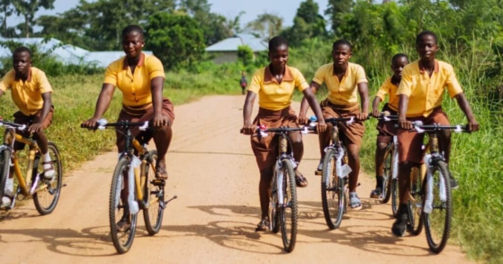Bambú, bicicletas y propósito: la empresa que cambia Ghana 1 Ghana Bamboo Bikes Initiative