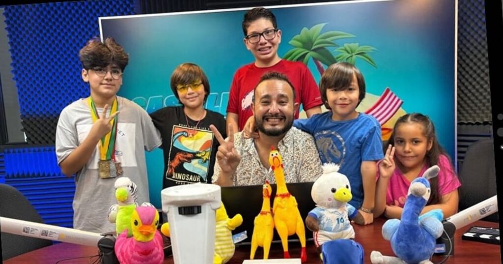 Apenas 14 años y ya presenta su prototipo de prótesis hecha con PET reciclado 9 Iker Meza