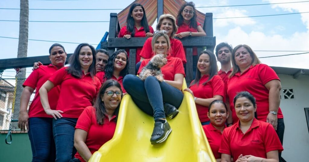 Stratego: 28 años de una historia que ayudó a transformar la comunicación empresarial en Panamá 16 Stratego Panamá